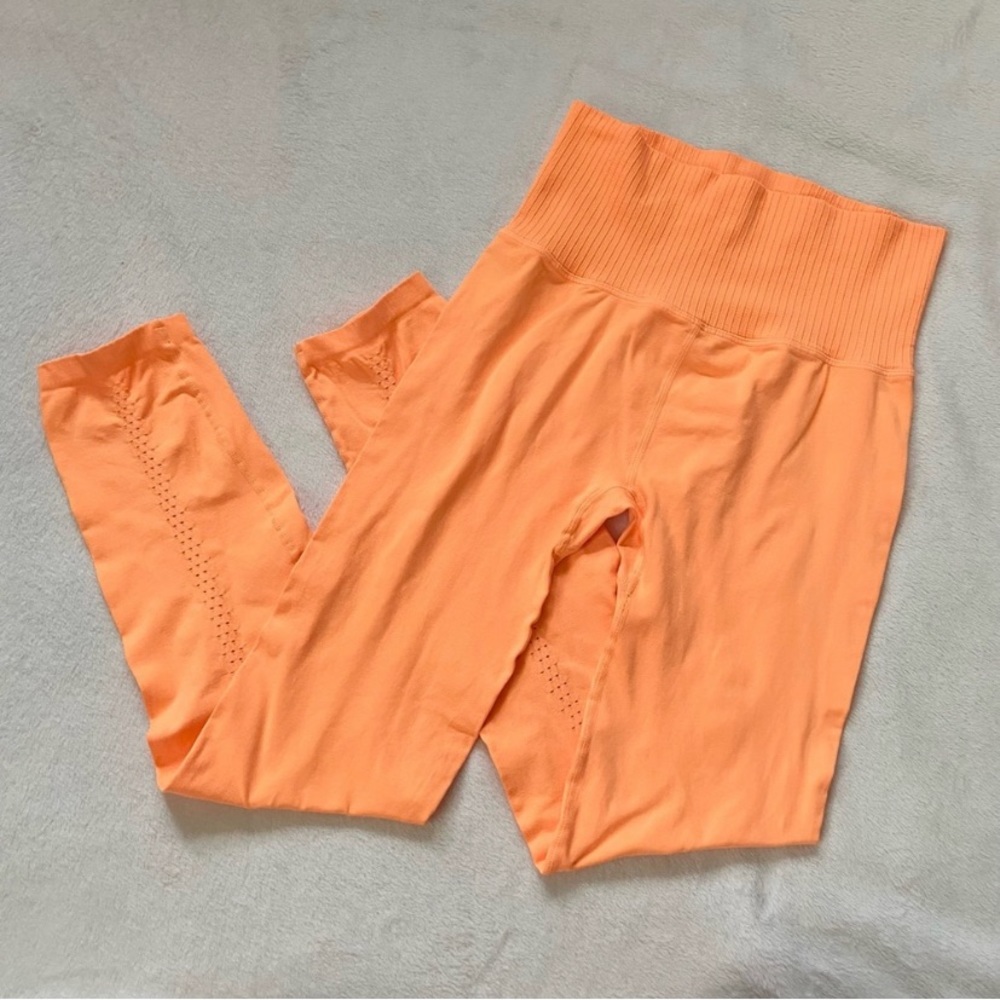 FP Movement • NWOT Good Karma Leggings